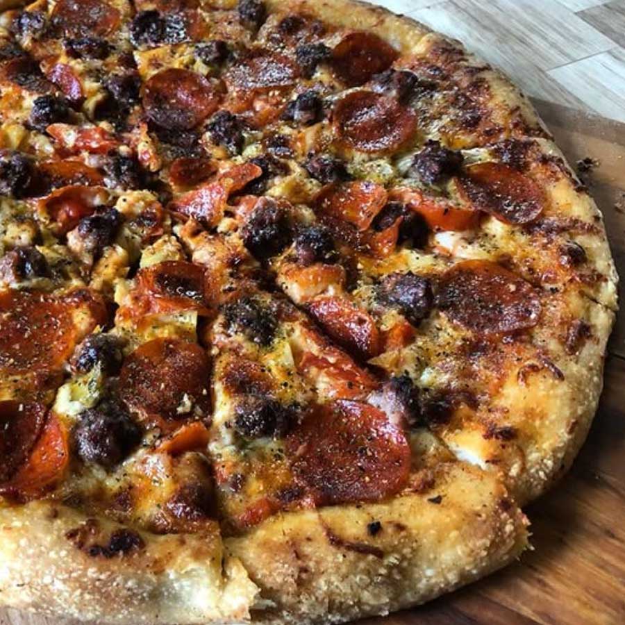 savory weekend package including delicious pizza, craft beer, or wine