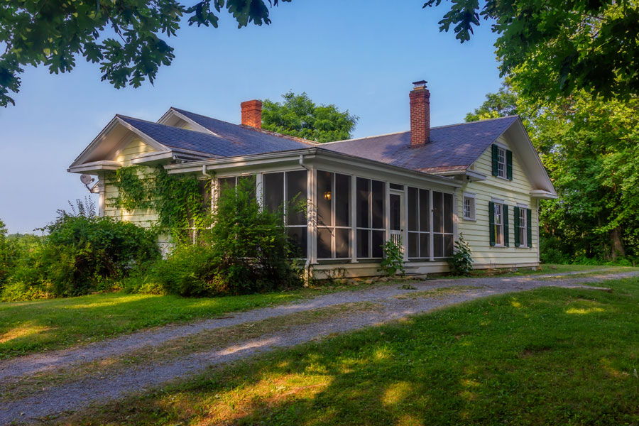 vine cottage vacation rental in natural bridge, virginia